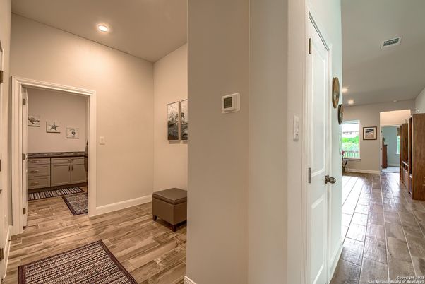 Interior, Recessed Lighting, Wood Texture Flooring