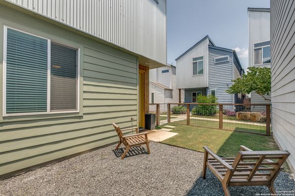 Backyard, Exterior