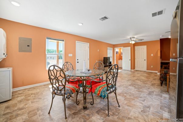 Dining room, Interior, Recessed Lighting