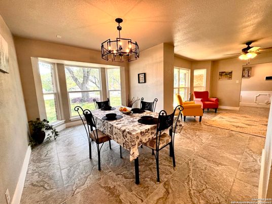 Chandelier, Dining room, Interior, Living room