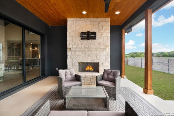 Exterior, Fireplace, Water