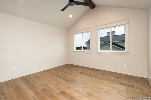 Empty room, Interior, Recessed Lighting, Wooden Beams, Wood Texture Flooring