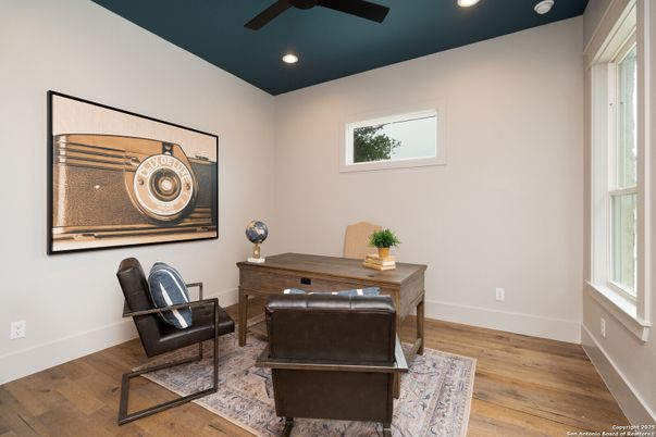 Home Office, Interior, Recessed Lighting, Wood Texture Flooring
