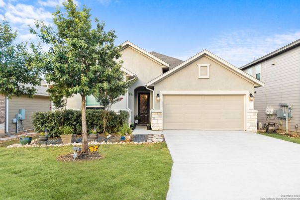 Attached, Backyard, Exterior, Facade, American Craftsman