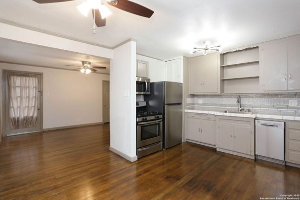 Interior, Kitchen, Stainless Steel Appliances, Wood Texture Flooring