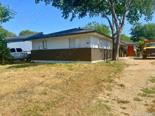 Backyard, Detached Garage, Exterior