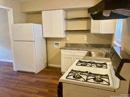 Interior, Kitchen, Wood Texture Flooring