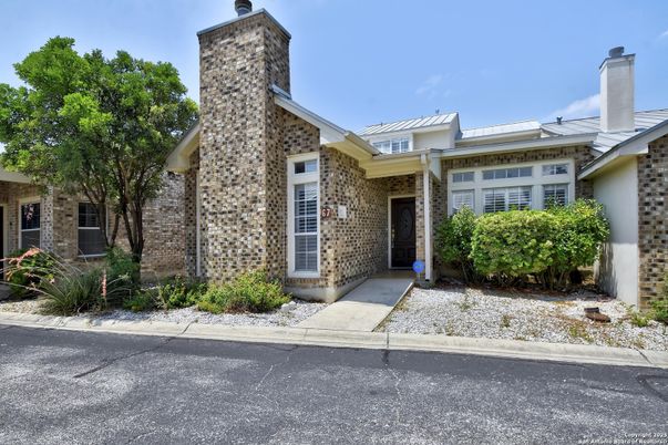 Exterior, Facade, Brick Facade, Mediterranean