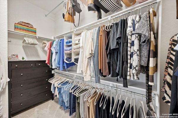 Interior, Walk-in Closets