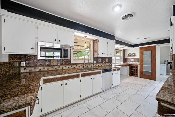 Interior, Kitchen, Marble, Recessed Lighting