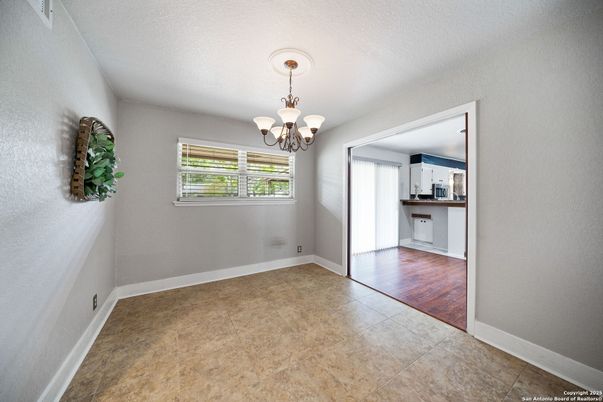 Chandelier, Empty room, Interior, Wood Texture Flooring