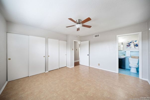 Bathroom, Empty room, Interior