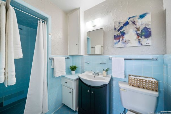 Bathroom, Interior