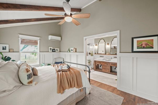 Bathroom, Bedroom, Interior, Wooden Beams, Wood Texture Flooring