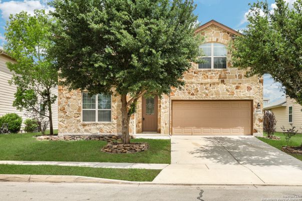 Attached, Exterior, Facade, Spanish Mediterranean