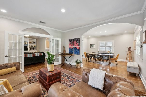 Dining room, Interior, Living room, Recessed Lighting, Wood Texture Flooring
