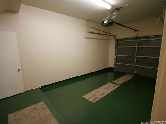 Garage, Interior