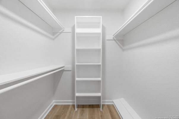 Interior, Walk-in Closets, Wood Texture Flooring