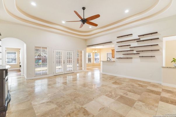 Chandelier, Empty room, Interior, Pendant Lights, Recessed Lighting