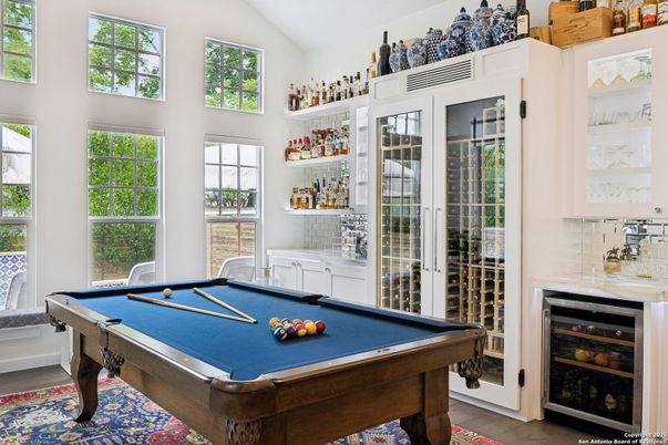 Billiard Table, Game Room, Interior, Wood Texture Flooring