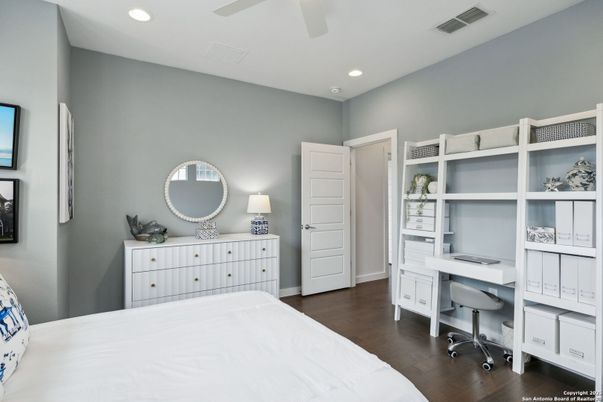 Bedroom, Home Office, Interior, Recessed Lighting, Wood Texture Flooring