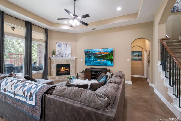 Fireplace, Interior, Living room, Recessed Lighting