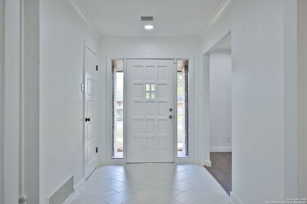 Interior, Recessed Lighting