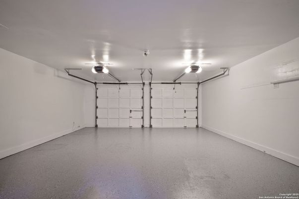 Garage, Interior
