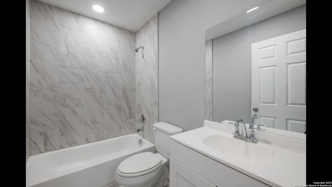 Bathroom, Interior, Marble Walls, Recessed Lighting