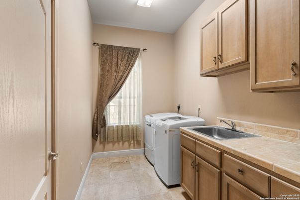 Interior, Washer