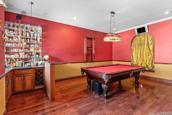 Billiard Table, Game Room, Interior, Pendant Lights, Recessed Lighting, Wood Texture Flooring