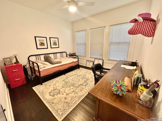 Bedroom, Home Office, Interior, Wood Texture Flooring