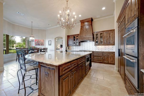 Chandelier, Dining room, Interior, Kitchen, Pendant Lights, Recessed Lighting, Stainless Steel Appliances