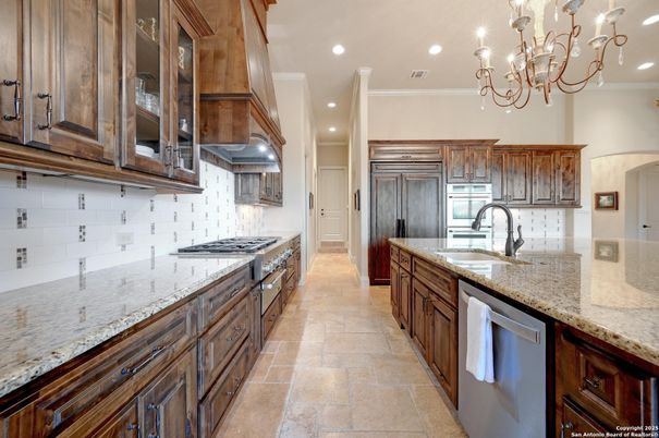 Chandelier, Interior, Kitchen, Recessed Lighting, Stainless Steel Appliances