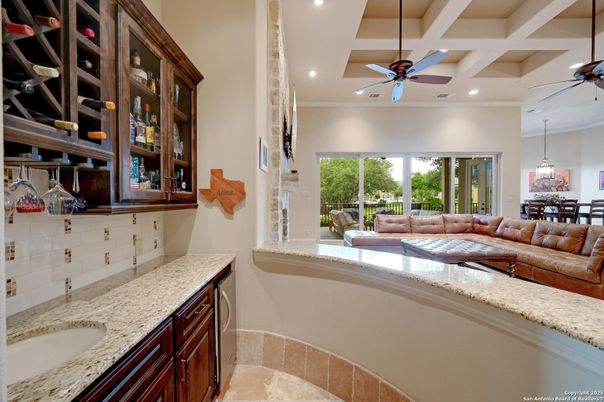 Interior, Living room, Pendant Lights, Recessed Lighting