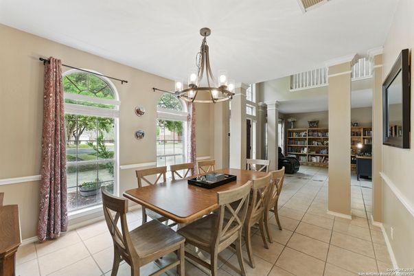 Chandelier, Dining room, Interior