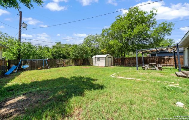 Backyard, Exterior, Playground