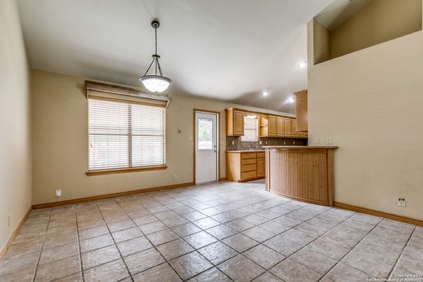 Empty room, Interior, Kitchen, Pendant Lights