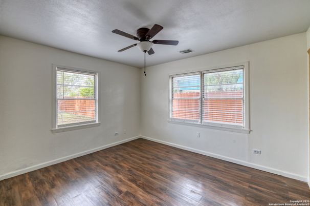 Empty room, Interior, Wood Texture Flooring