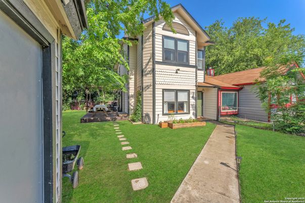 Backyard, Exterior