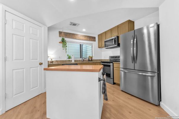 Interior, Kitchen, Recessed Lighting, Stainless Steel Appliances, Wood Texture Flooring