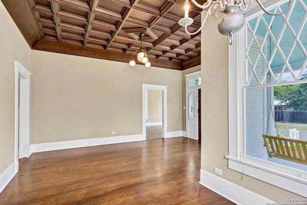 Empty room, Interior, Pendant Lights, Wooden Beams, Wooden Ceilings, Wood Texture Flooring
