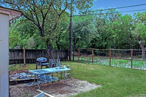 Backyard, Exterior