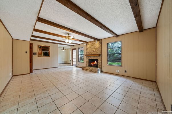 Empty room, Fireplace, Interior, Wooden Beams