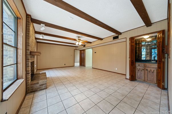 Empty room, Fireplace, Interior, Wooden Beams
