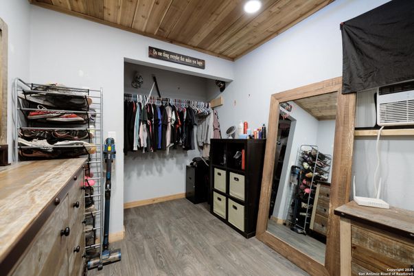 Interior, Recessed Lighting, Walk-in Closets, Wooden Ceilings, Wood Texture Flooring