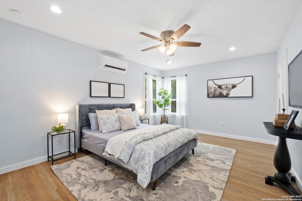 Bedroom, Interior, Recessed Lighting, Wood Texture Flooring