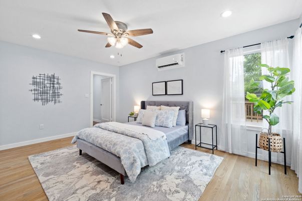 Bedroom, Interior, Recessed Lighting, Wood Texture Flooring