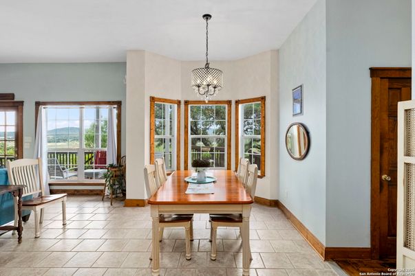 Dining room, Interior, Pendant Lights