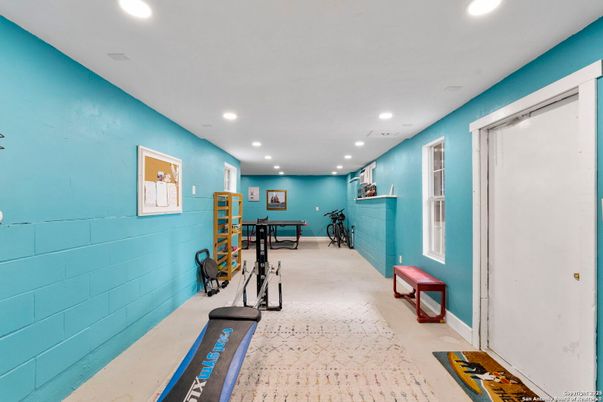 Fitness Equipment, Interior, Recessed Lighting